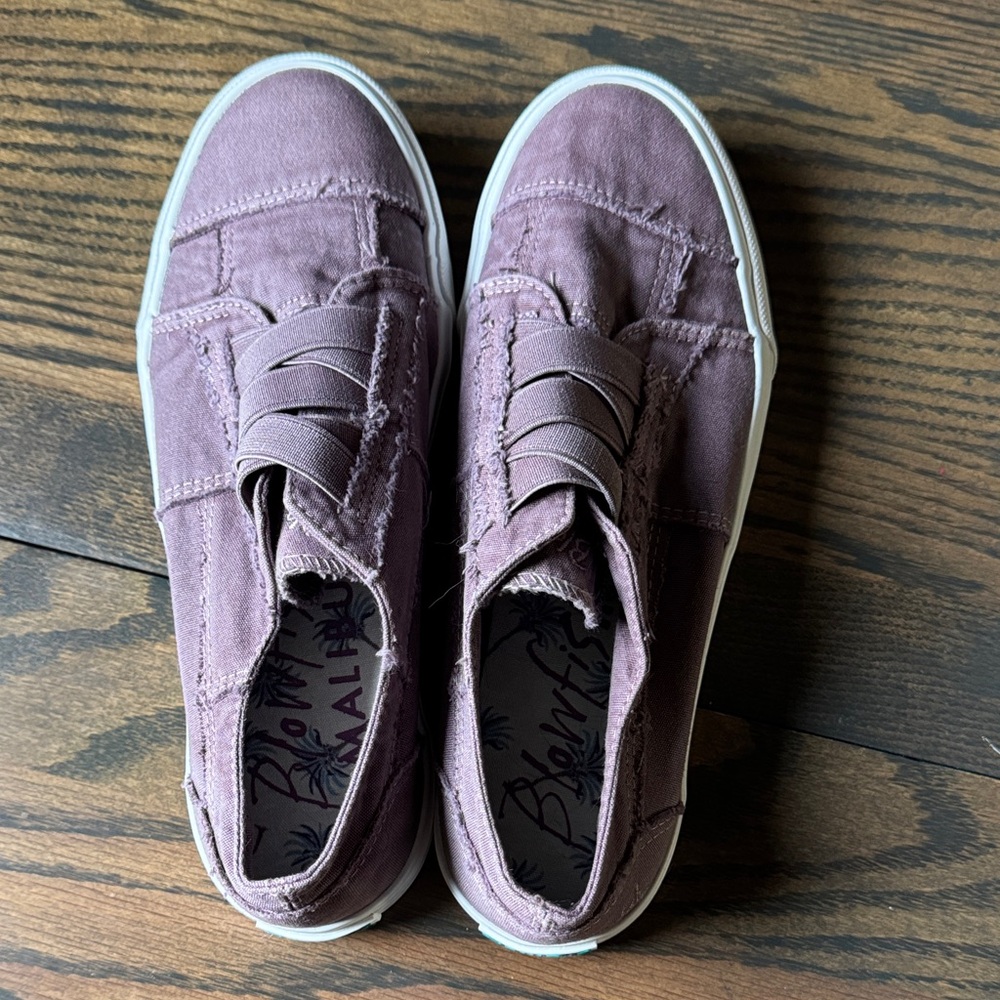 Blow Fish  Slip-On Sneakers